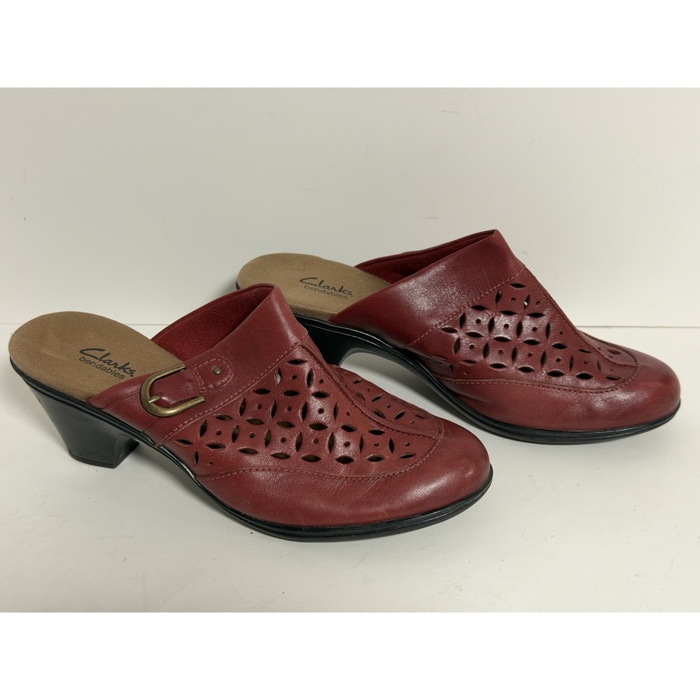 Clarks Bendables mules laser-cut perforated design, Red, Women's Size 7.5